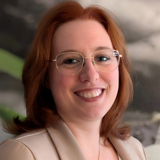 Franziska Bauer, virtuelle Assistenz für Office & Assistenz, Projektmanagement & Prozesse