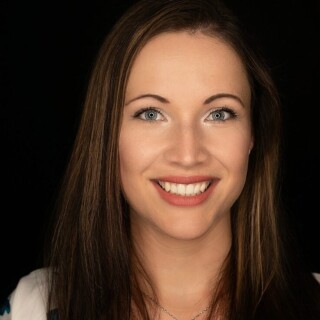 Anita Schmidt, virtuelle Assistenz für Buchhaltung & Finanzen, Immobilien & Verwaltung